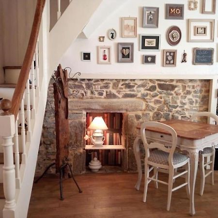 House At The Foot Of The Castle Of Fougeres Villa Kültér fotó