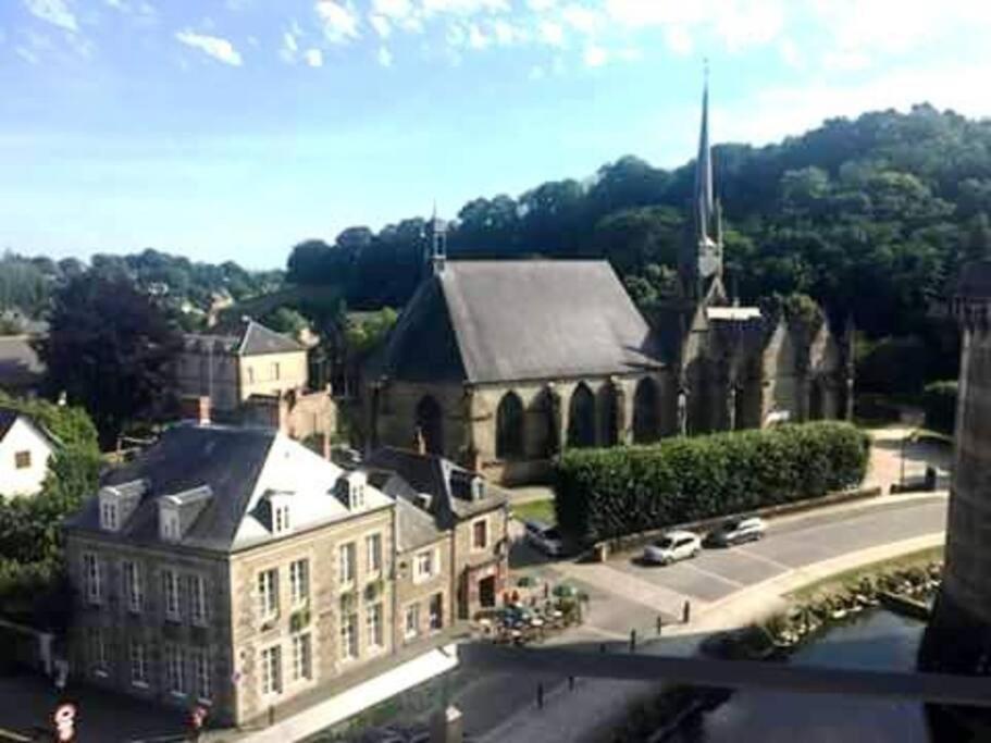 House At The Foot Of The Castle Of Fougeres Villa Kültér fotó